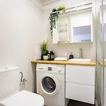 Zwyciestwa 20 - Winogrady شقة