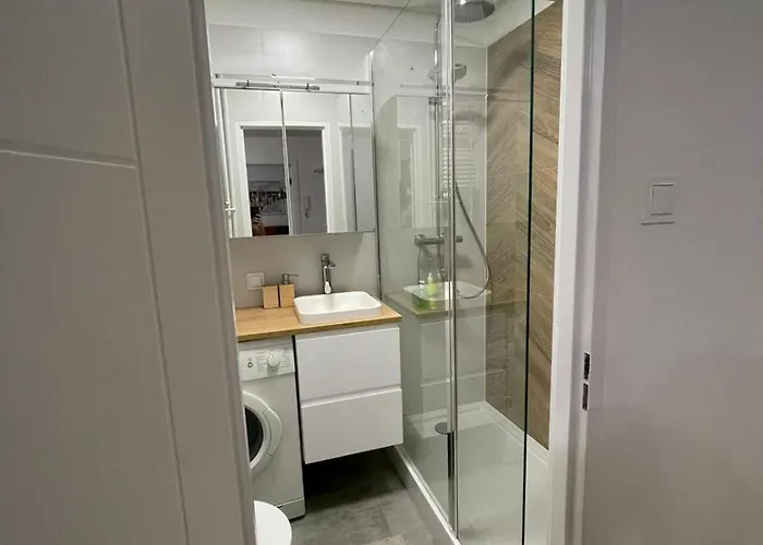 Apartament Zwyciestwa 20 - Winogrady Daire