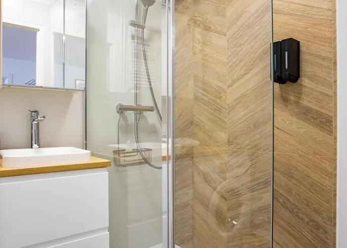 Apartment Zwyciestwa 20 - Winogrady Poznan